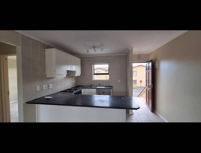 2 BEDROOM PROPERTY TO RENT IN GULDENLAND